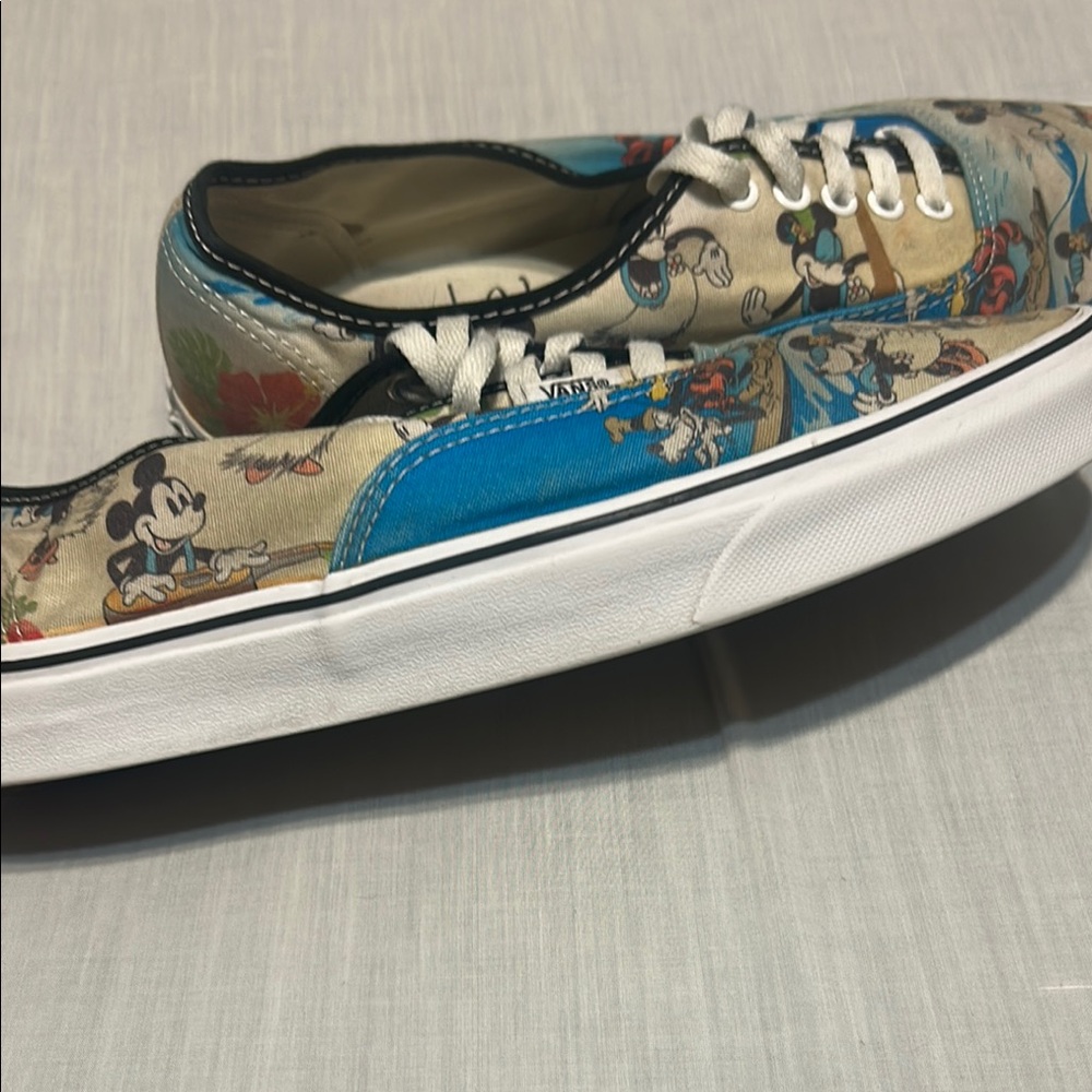 Vans Disney Authentic Mickey Mouse Aloha Patterned Sneakers - Picture 5 of 11